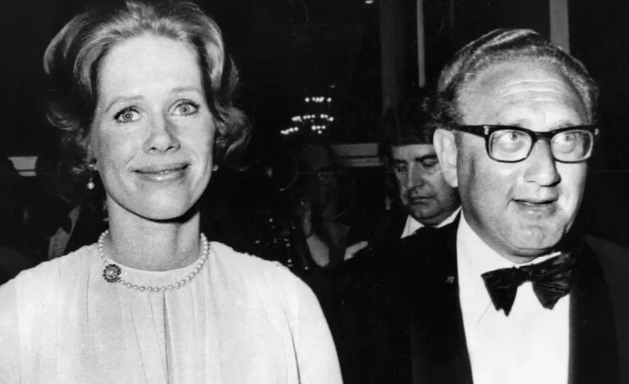 Ann Fleischer Bio, Career, Siblings, Net Worth & More